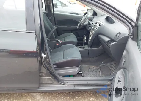 2009 Toyota Yaris z USA, uszkodzony, nr VIN JTDBT903791344320